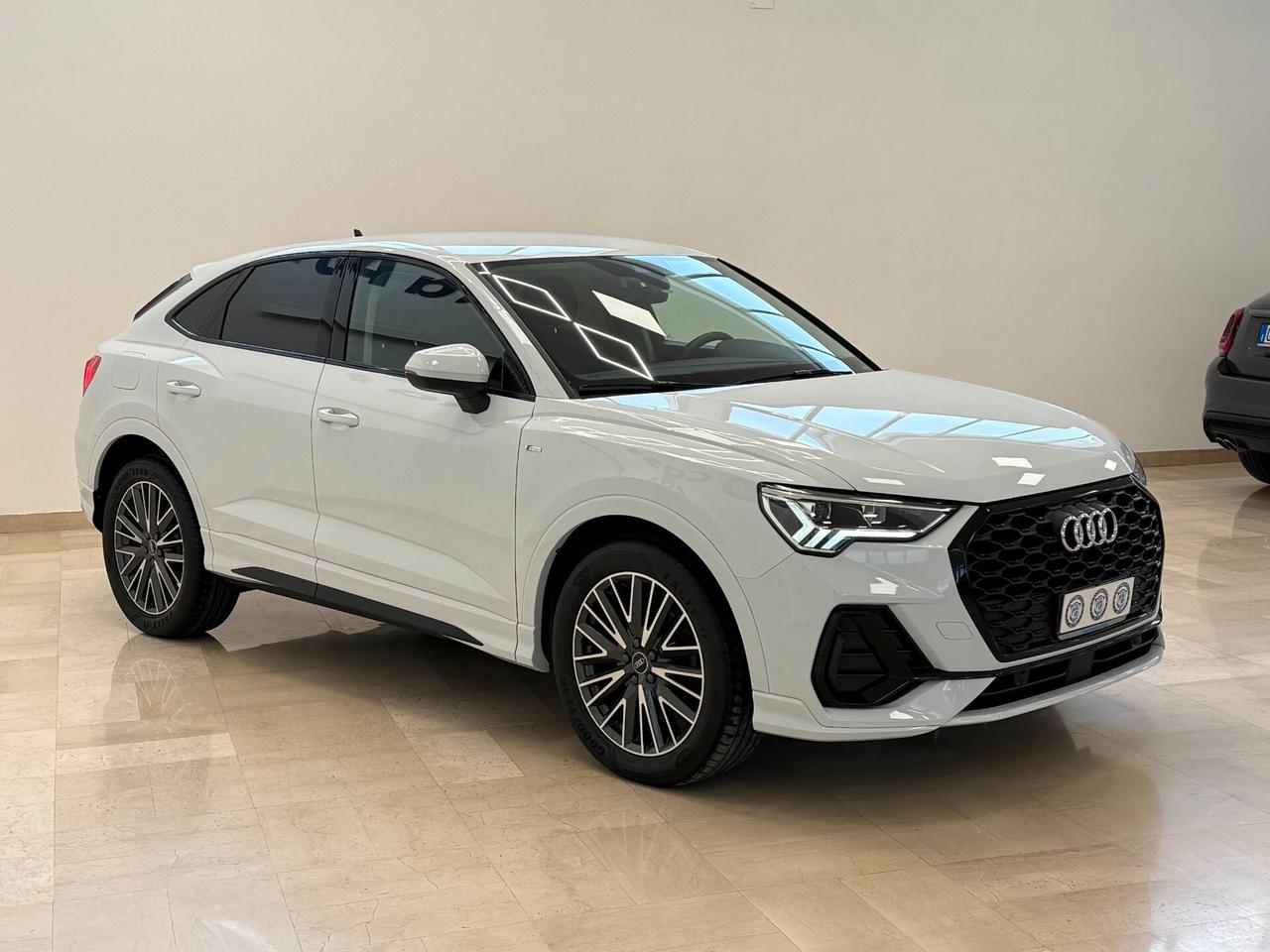 Audi Q3 SPB 35 TDI S tronic S line