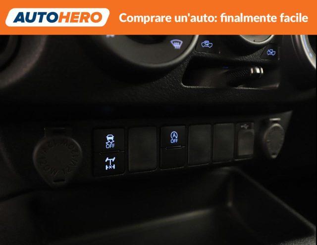 TOYOTA Hilux 2.4 D-4D 4WD 4 porte Double Cab Lounge
