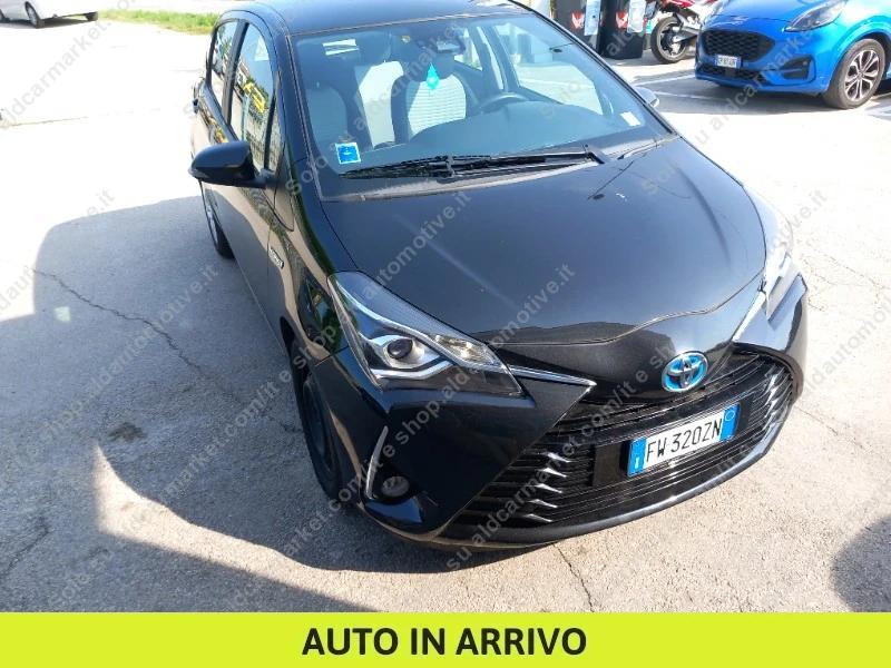 Toyota Yaris 5 Porte 1.5 VVT-i Hybrid Business E-CVT