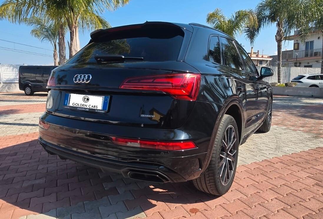 Audi Q5 40 2.0 tdi 204CV mhev 12V S line Quattro S-Tronic