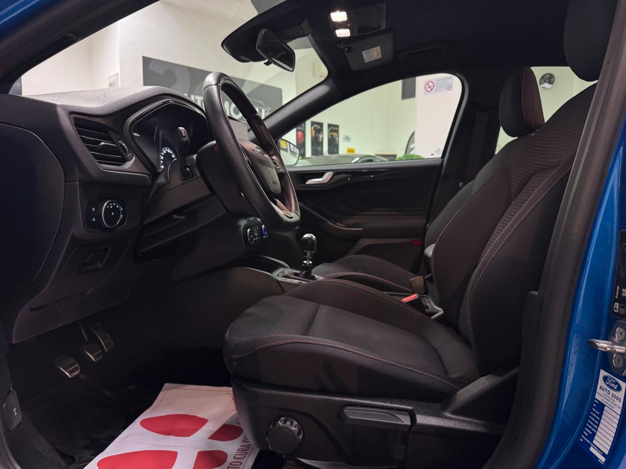 Ford Focus "ST Line" / 1.5 TDCi 120 CV / 2019