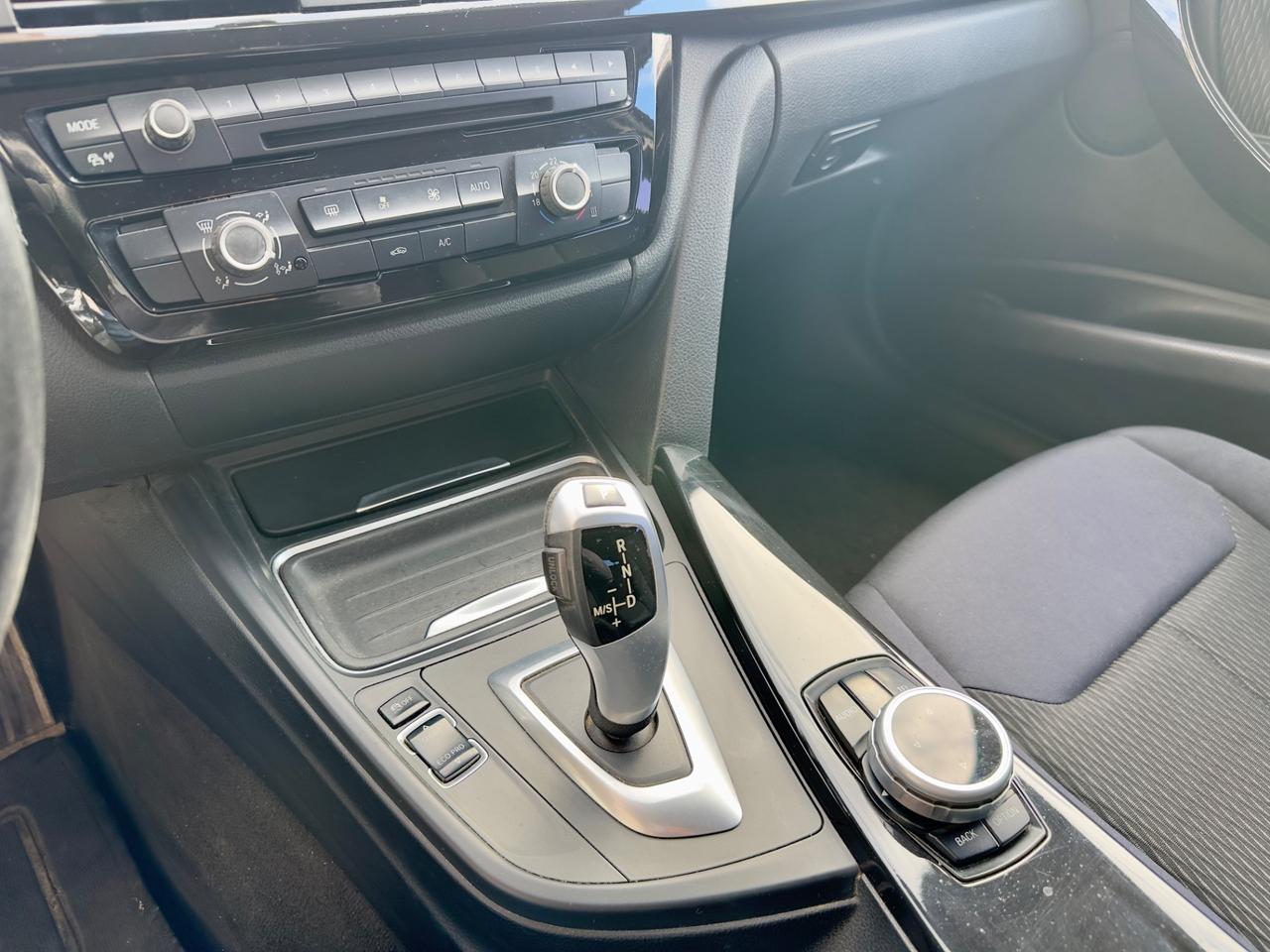 Bmw 318 318d Touring Business aut.