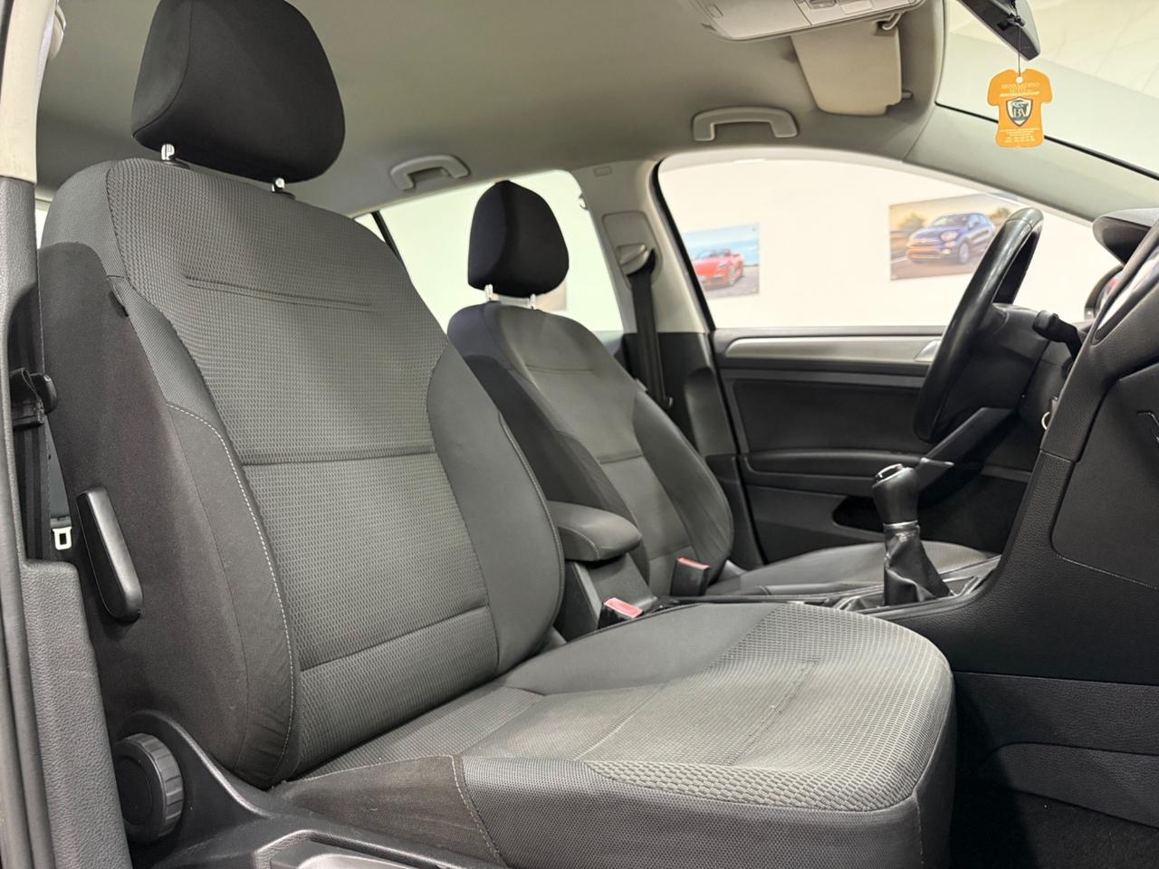 Volkswagen Golf 7 1.6 TDI 2016 full optional