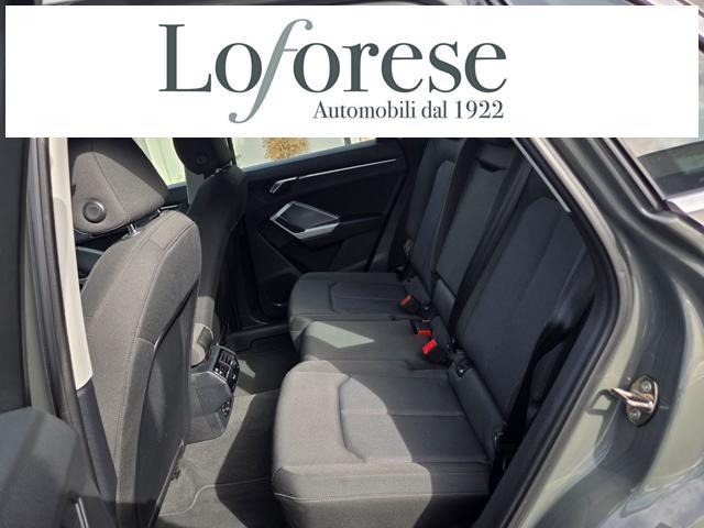 AUDI Q3 35 TDI S line edition