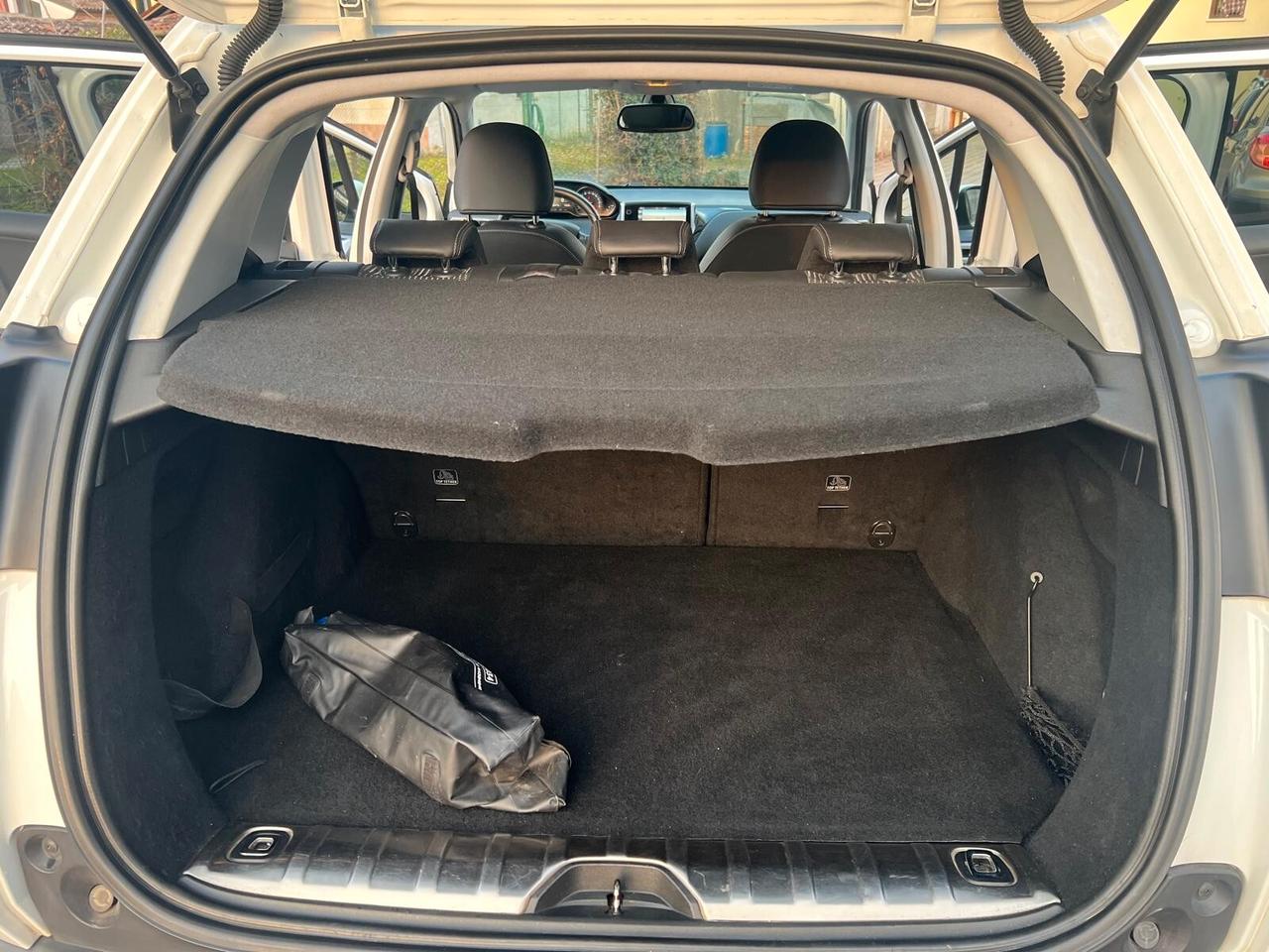 Peugeot 2008 BlueHDi 100 GT Line