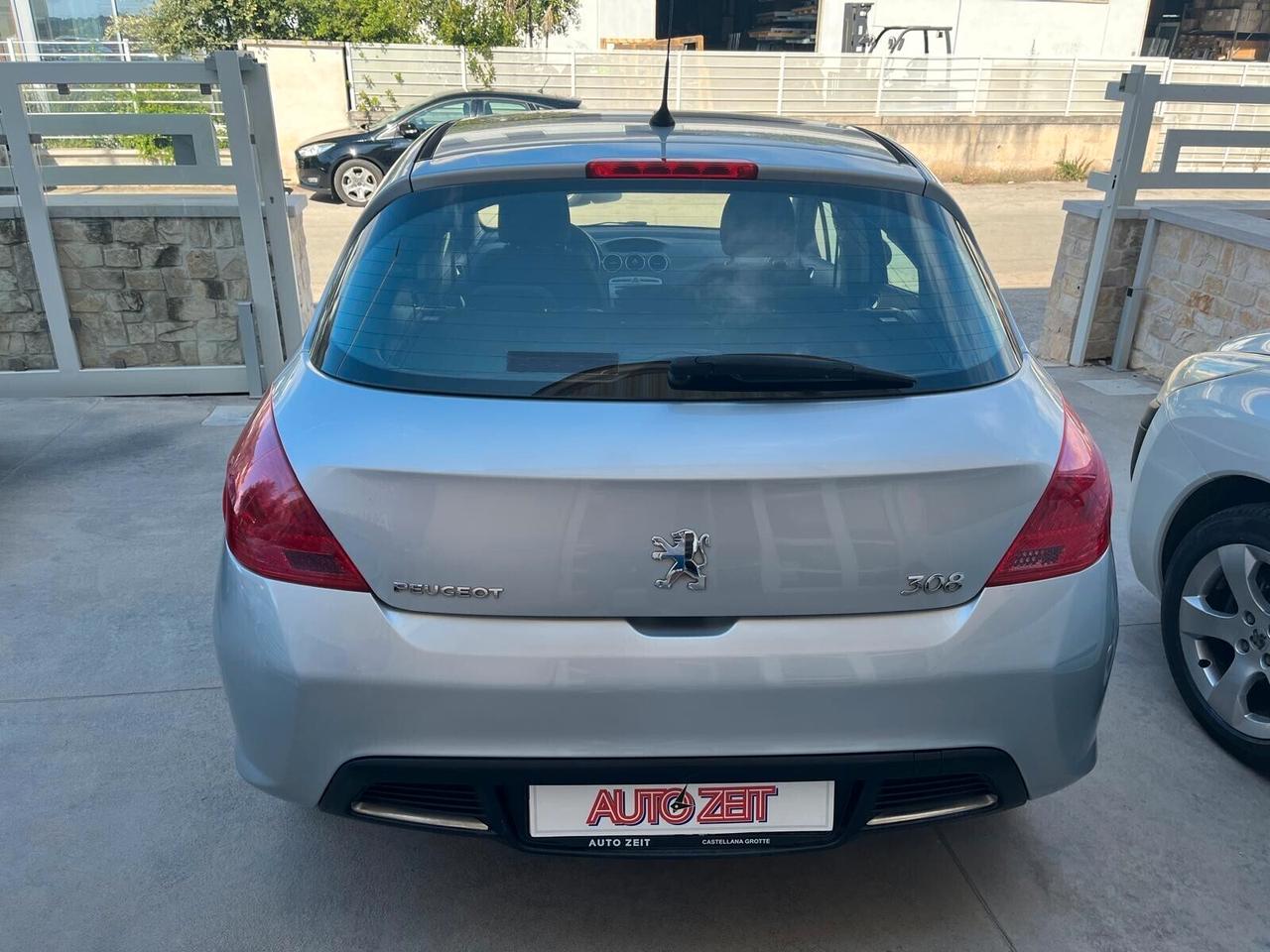 Peugeot 308 1.6 HDi 110CV 5p. Féline (6 Marce)