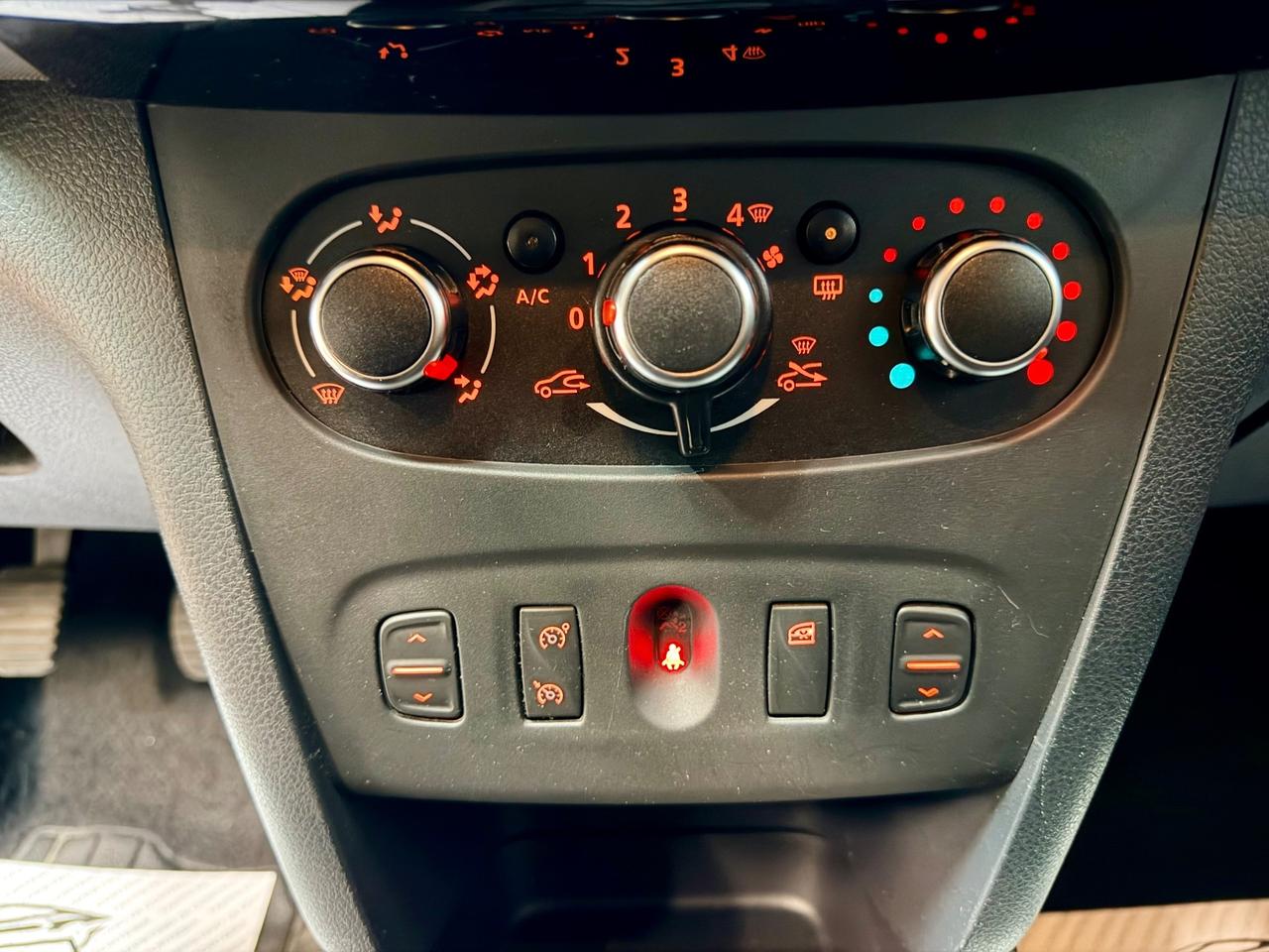 Dacia Sandero Stepway TCe Benzina 90cv E6