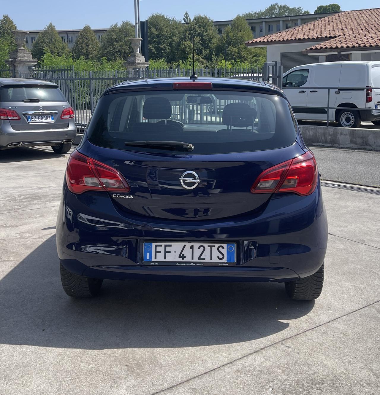 Opel Corsa E 1.200 - 5 porte neopatentati
