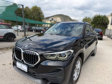 Bmw X1 sdrive16d Business Advantage FARI LED NAVI OK NEOPATENTATI
