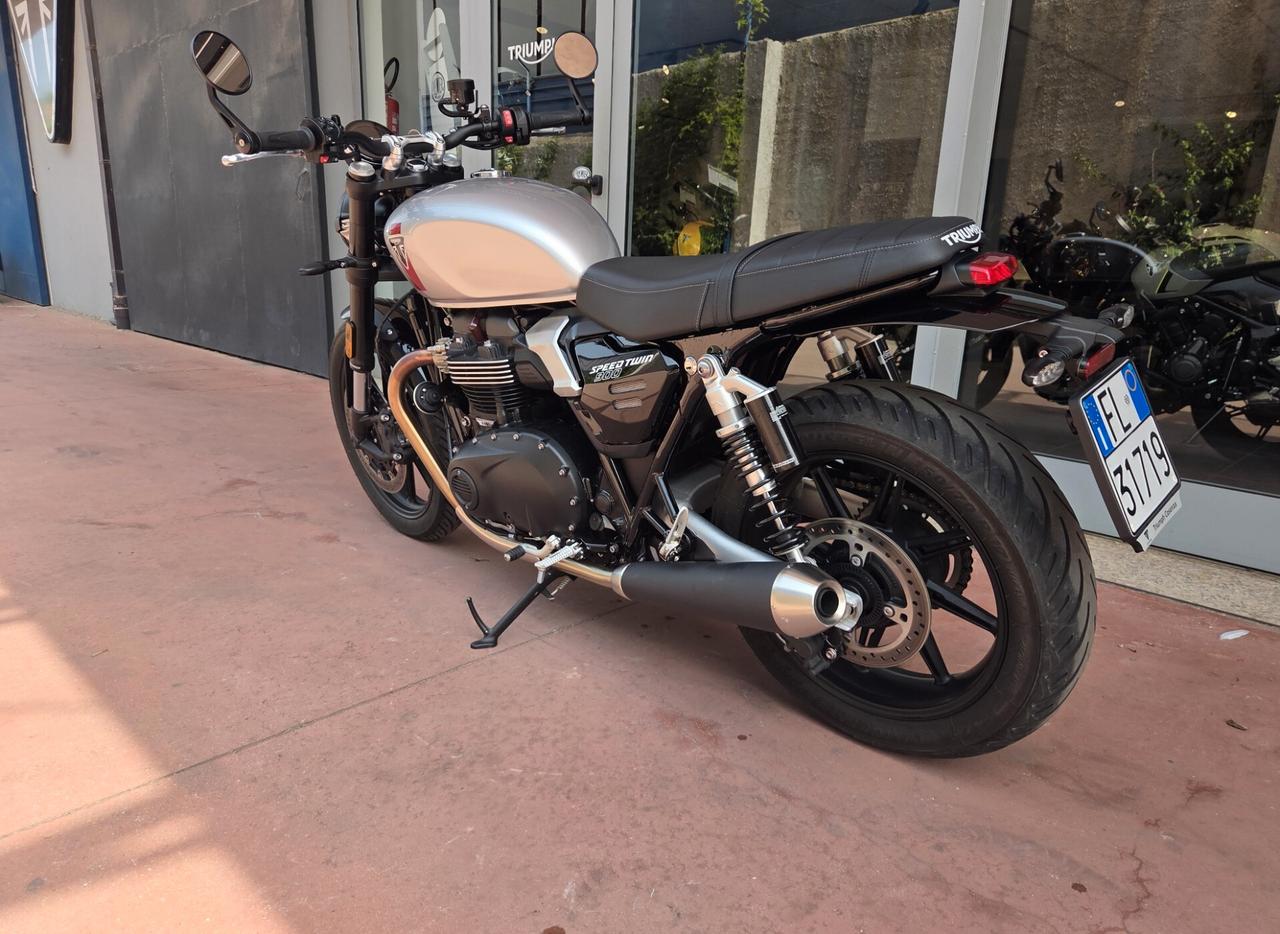 Triumph Speed Twin 900