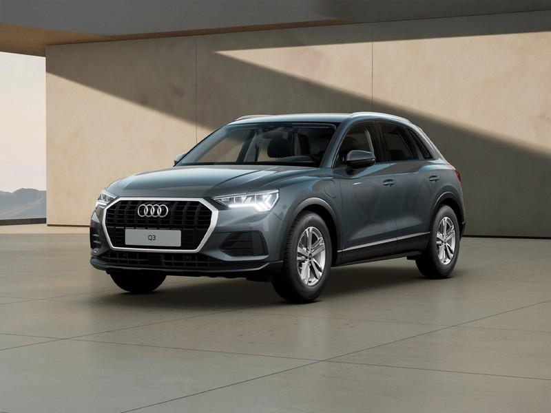 Audi Q3 45 1.4 tfsi e business s-tronic