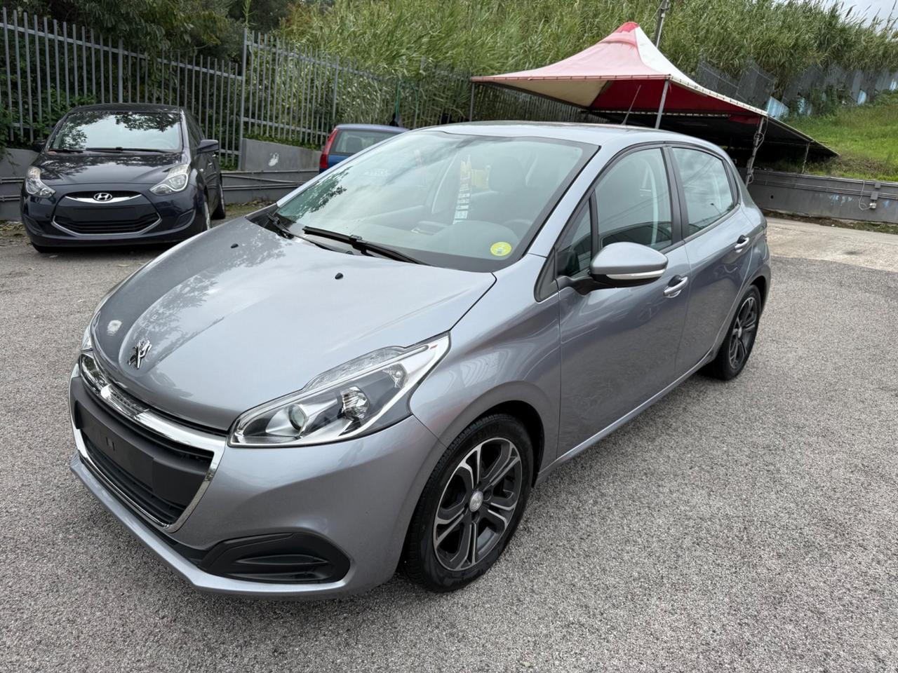 Peugeot 208 BlueHDi 100 S&S 5 porte Active
