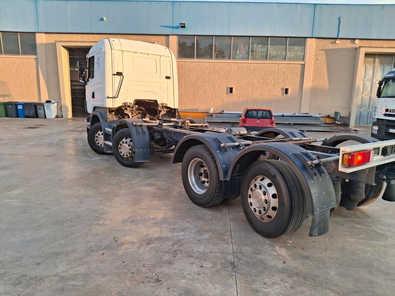 SCANIA R 440 4 ASSI EURO 5 A TELAIO CAMBIO MANUALE