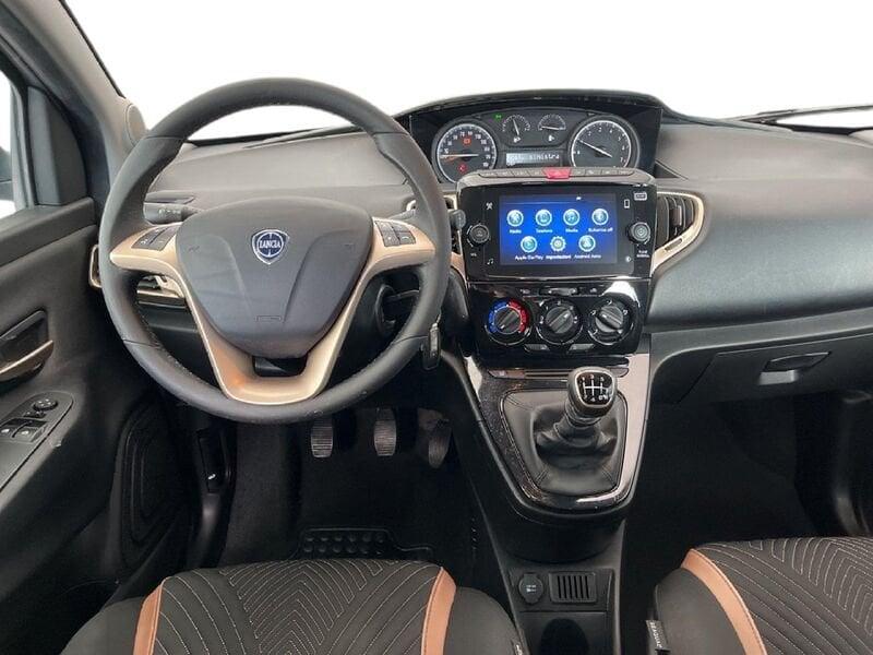 Lancia Ypsilon III 2021 1.0 firefly hybrid Gold s&s 70cv