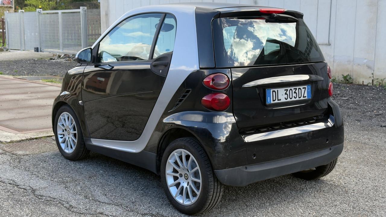 Smart ForTwo 1000 52 kW coupé passion