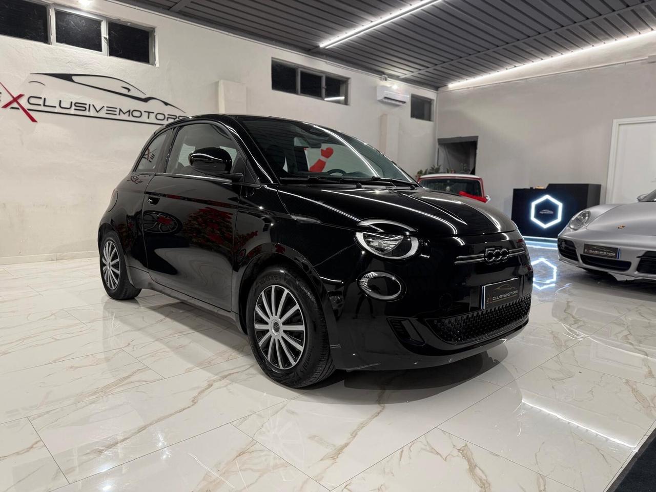 Fiat 500 500e 3+1 42 kWh La Prima