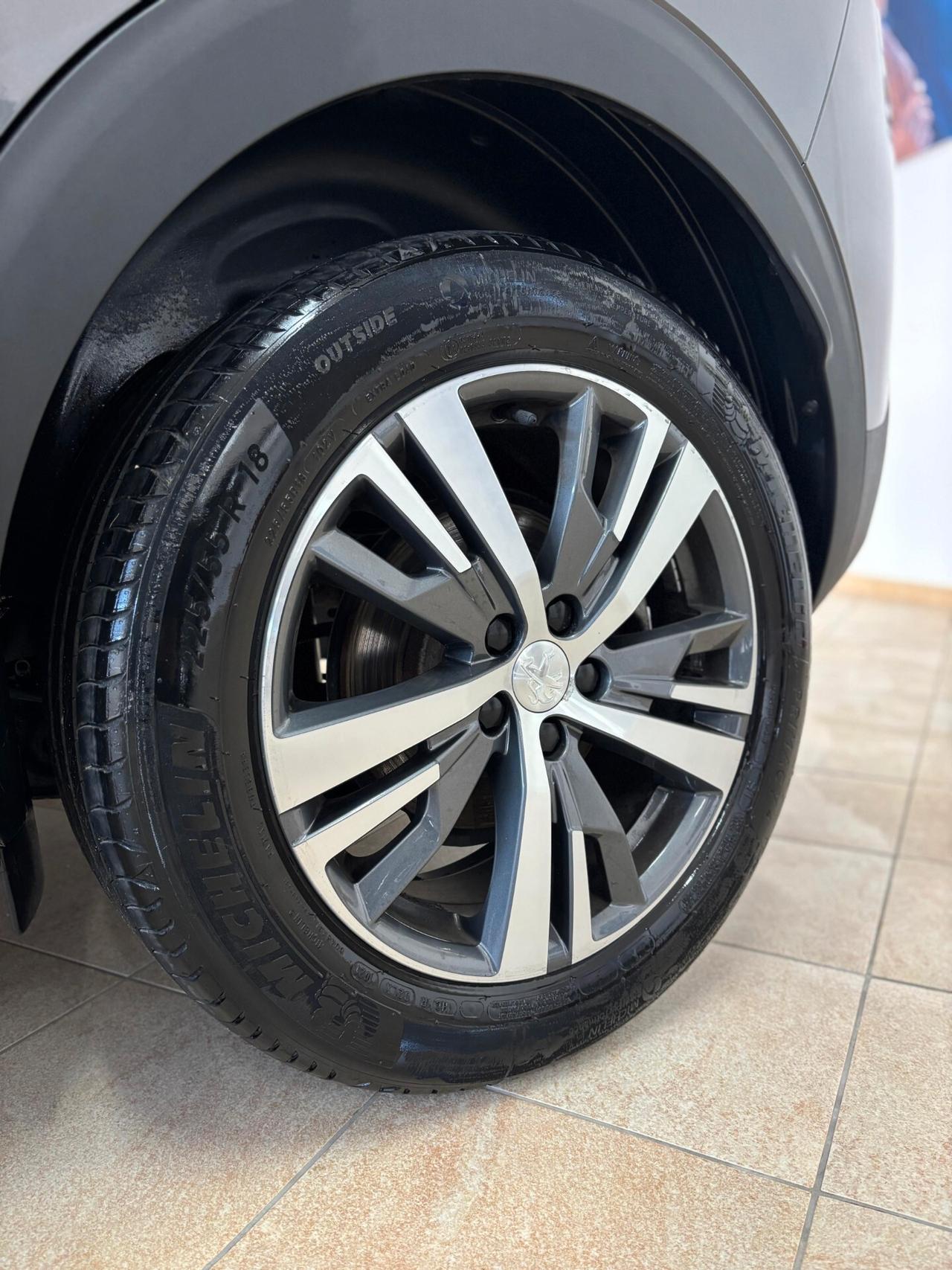 Peugeot 3008 BlueHDi 130 S&S Allure