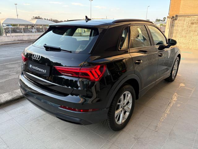 AUDI Q3 35 2.0 TDI S tronic Business Advanced