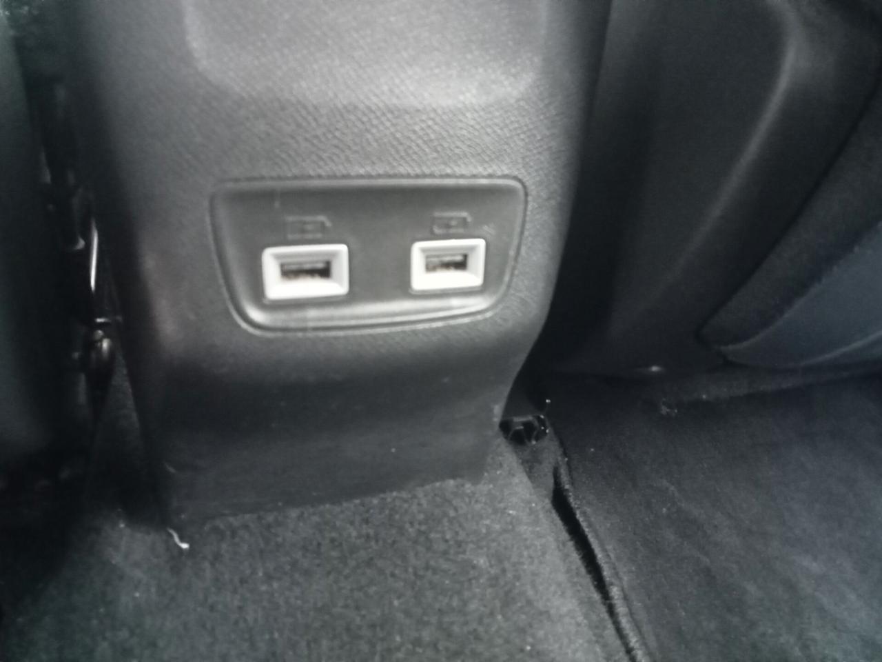 Peugeot 2008 BlueHDi 100 S&S Allure Navi Pack