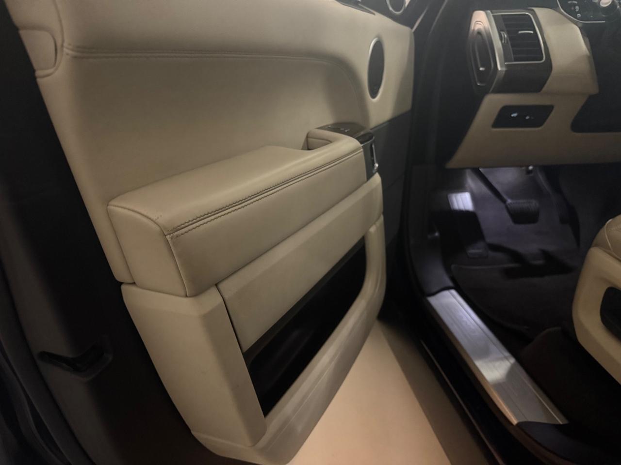 Land Rover Range Sport 3.0 SDV6 HSE Dynamic