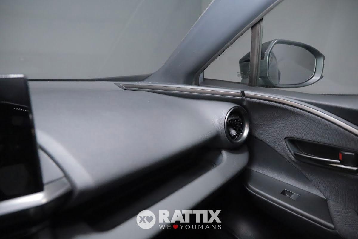 Toyota C-HR 1.8 HEV Active e-CVT + Business Pack