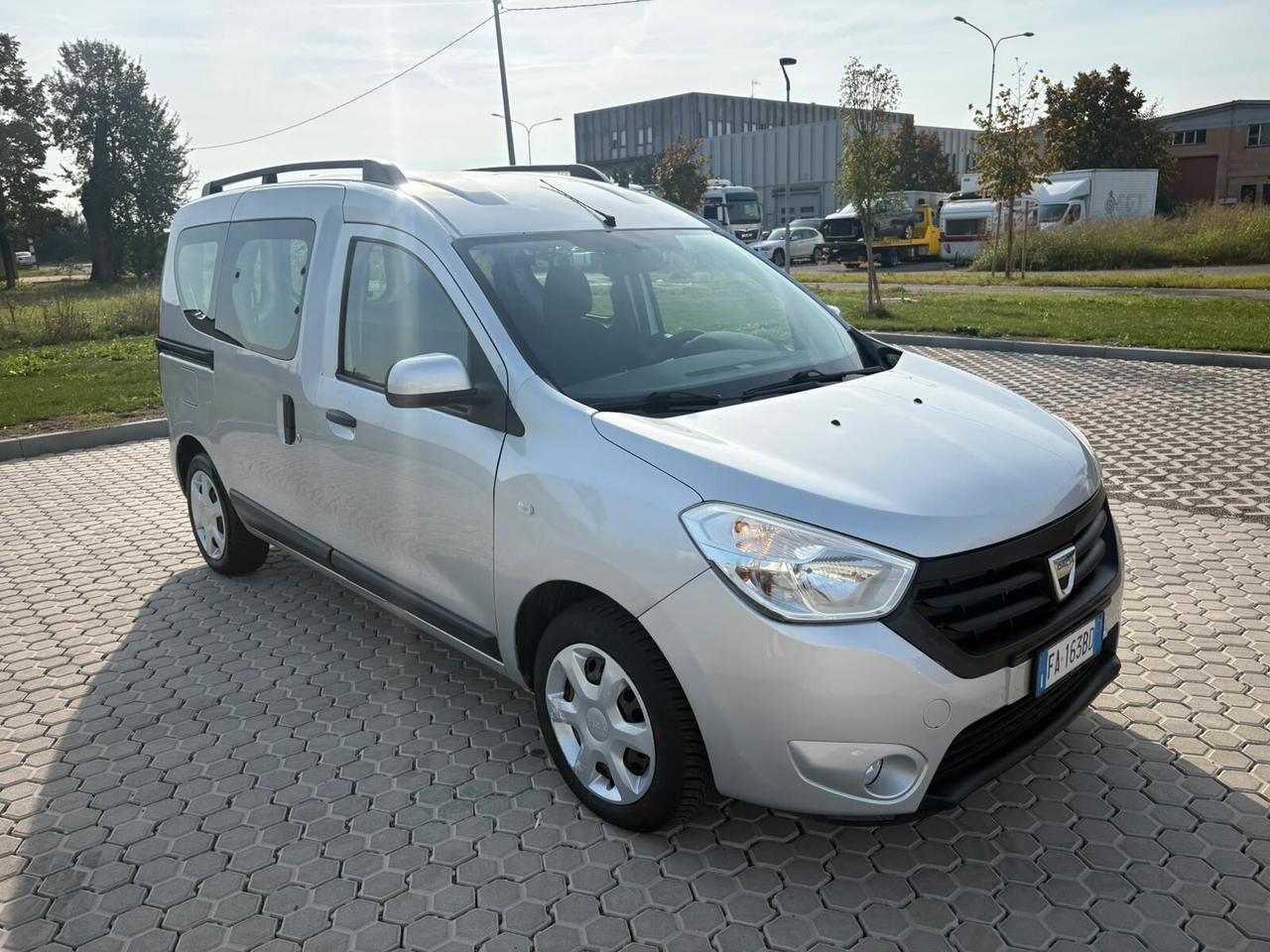 Dacia Dokker 1.6 8V 85CV GPL Lauréate 2035