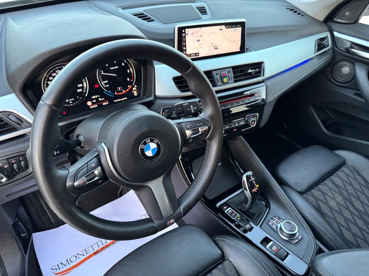 BMW X1 18d XDrive XLine - Tetto Led 18