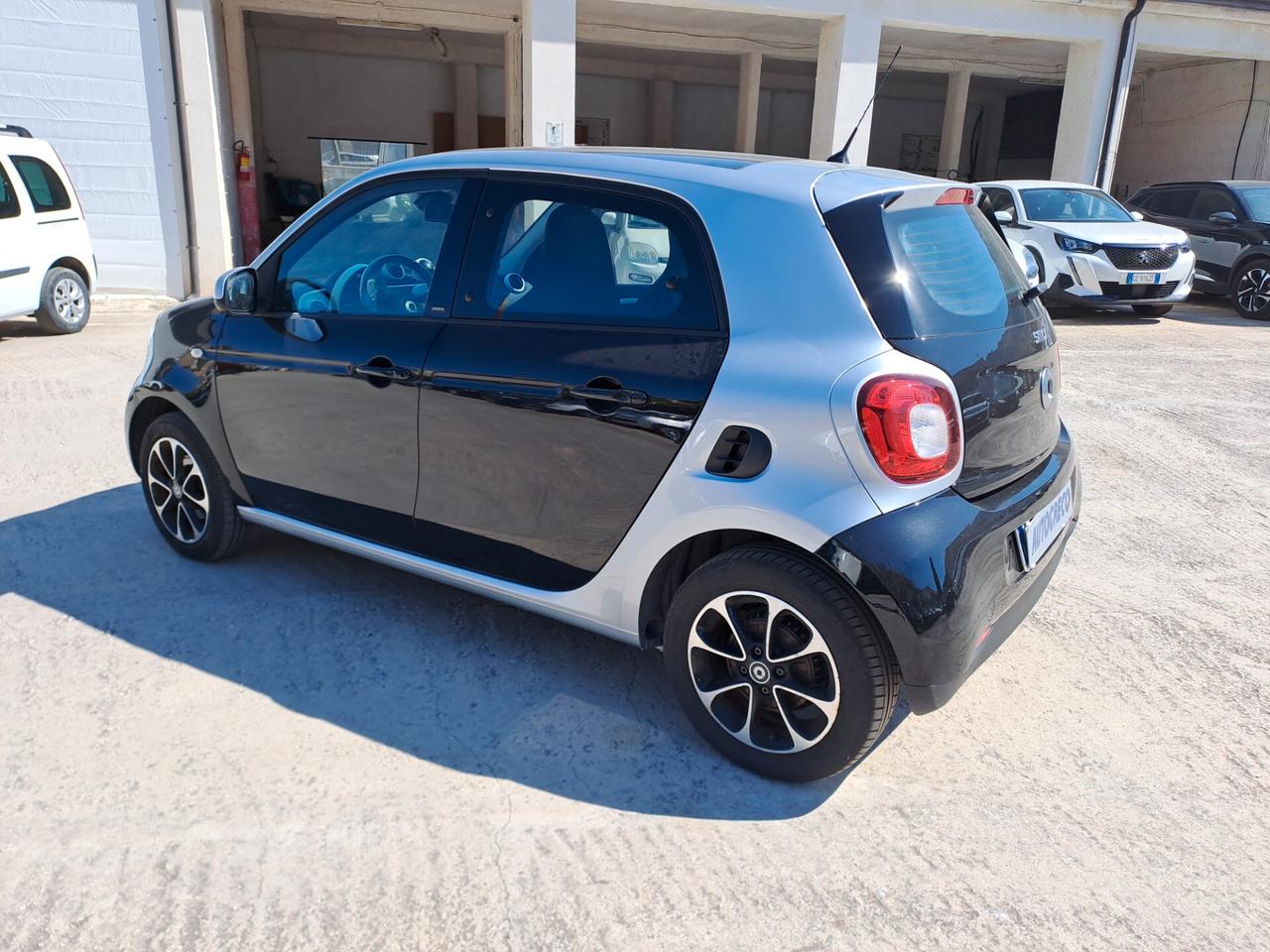 Smart ForFour 70 1.0 Proxy
