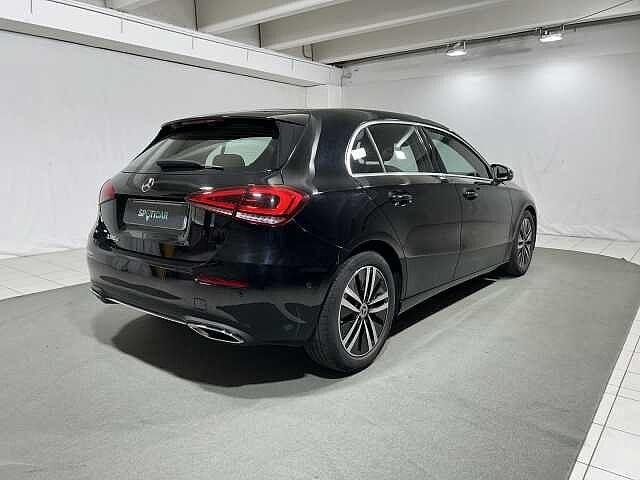 Mercedes-Benz A 180 A 180 d Automatic Sport