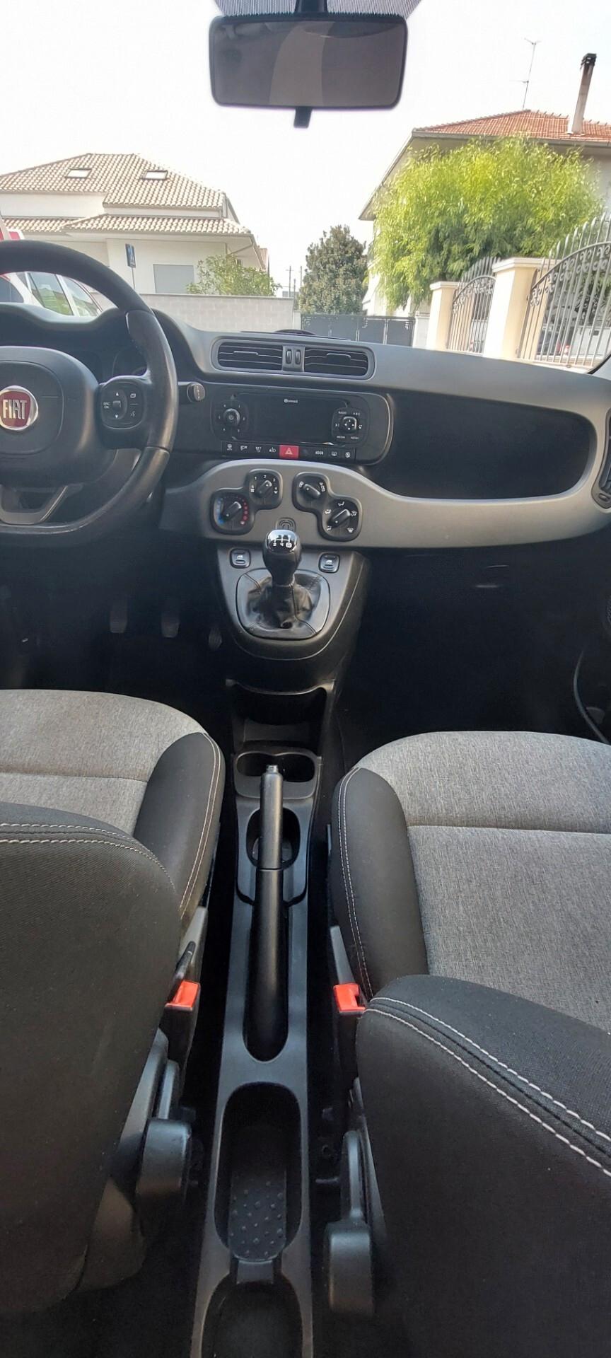 PANDA 1,3 MTJ DIESEL 95 CV MODELLO LOUNGE LEGA TELEFONO 5 POSTI IMPECCABILE