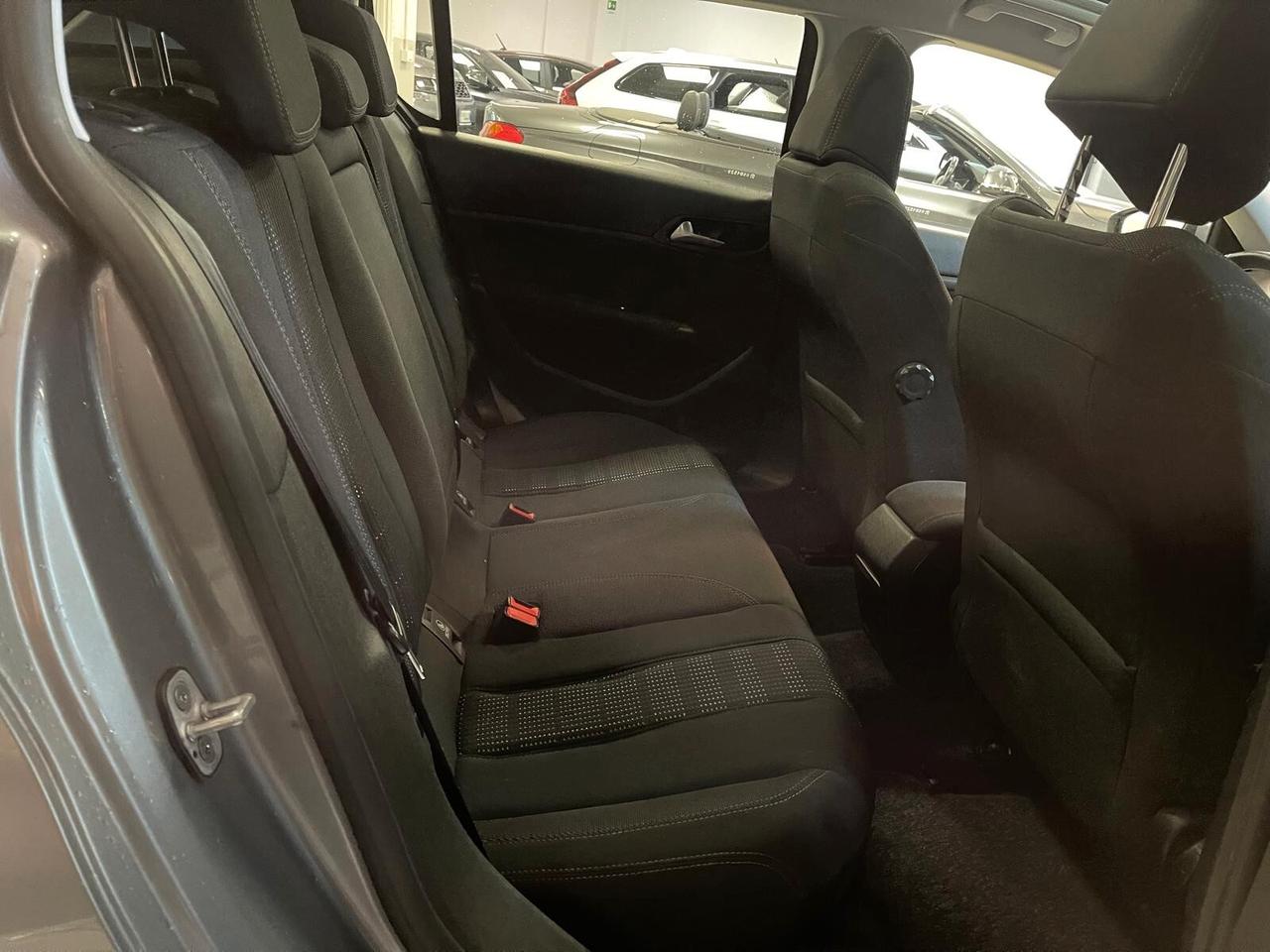 Peugeot 308 BlueHDi 150 S&S EAT6 Allure