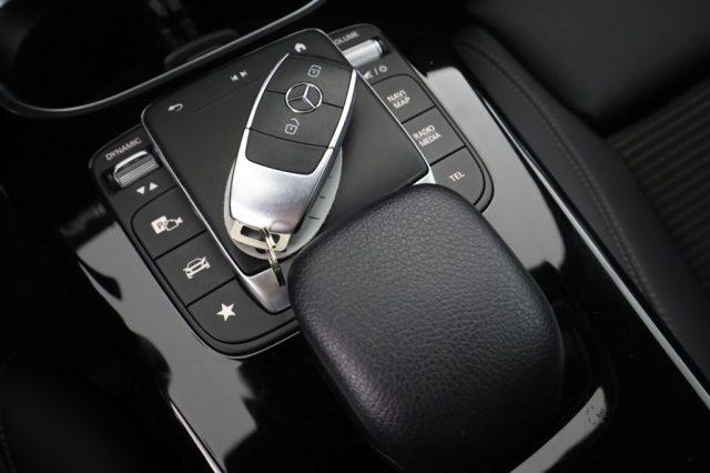 MERCEDES-BENZ A 180 A 200 d Automatic Business Extra
