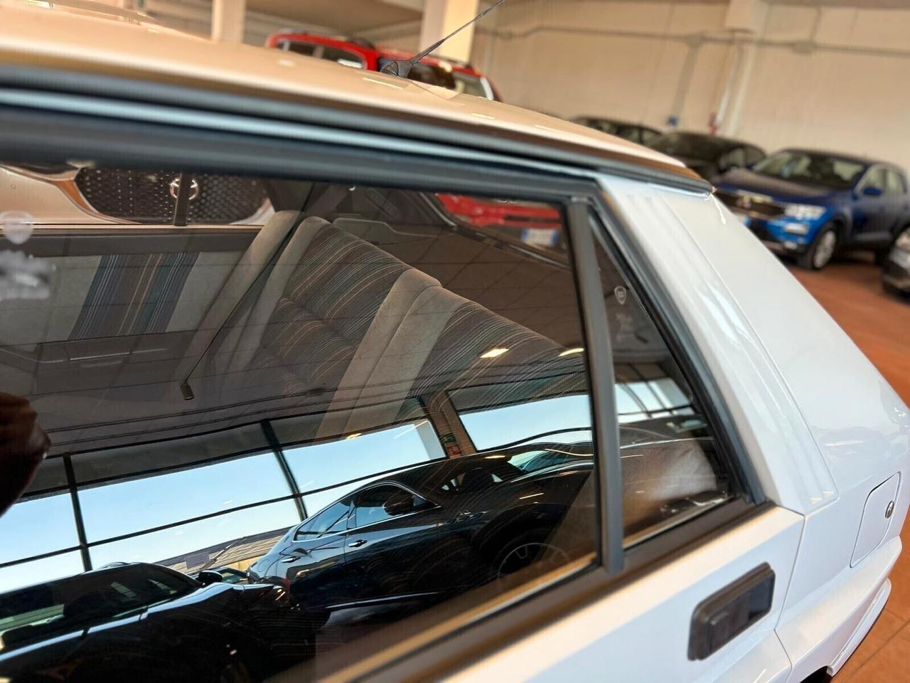 Lancia Delta 2.0i.e. turbo HF integrale UNICO PR.