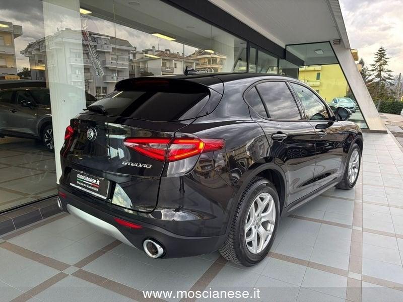 Alfa Romeo Stelvio 2.2 Turbo Diesel 190CV Business AT8 Q4