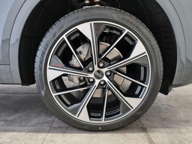 AUDI Q5 40 TDI 204 CV quattro Identity Black SLINE STRONIC