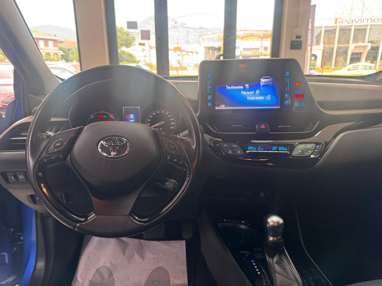Toyota C-HR Lounge 1.8 HEV #11746