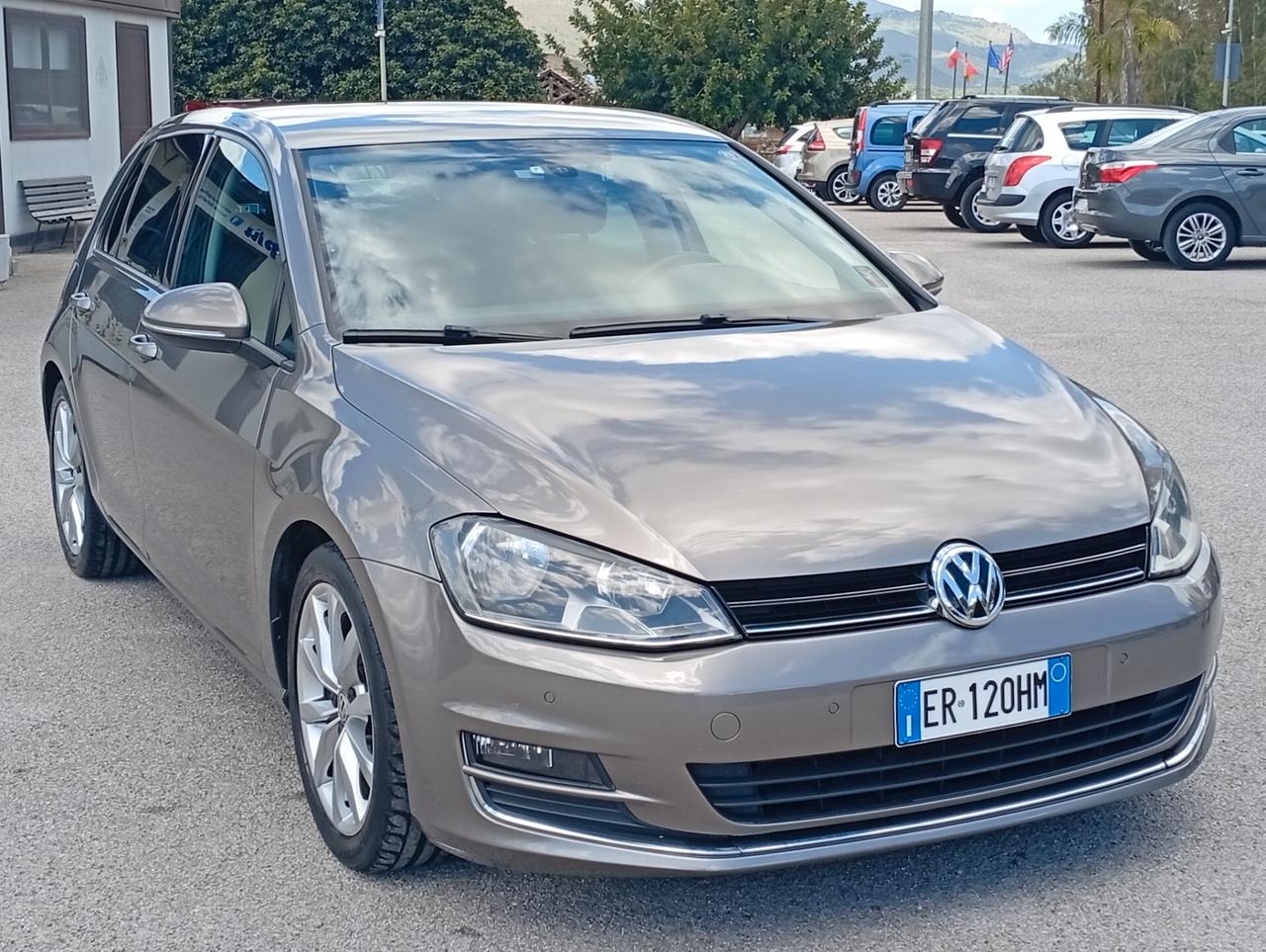 Volkswagen Golf 1.6 TDI 5p. Highline BlueMotion Technology