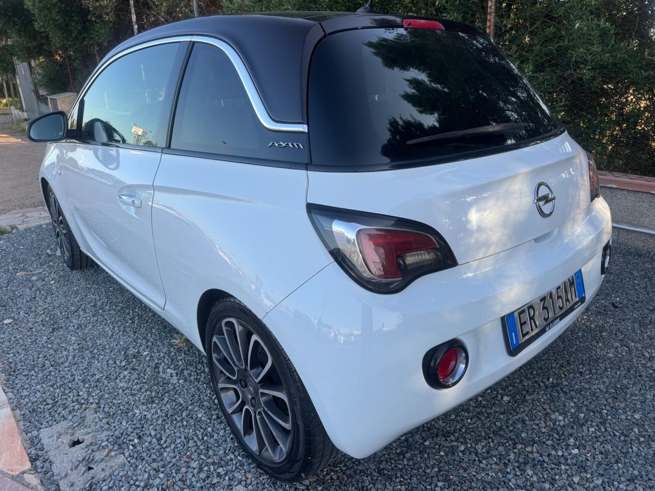 Opel Adam 1.2 70 CV
