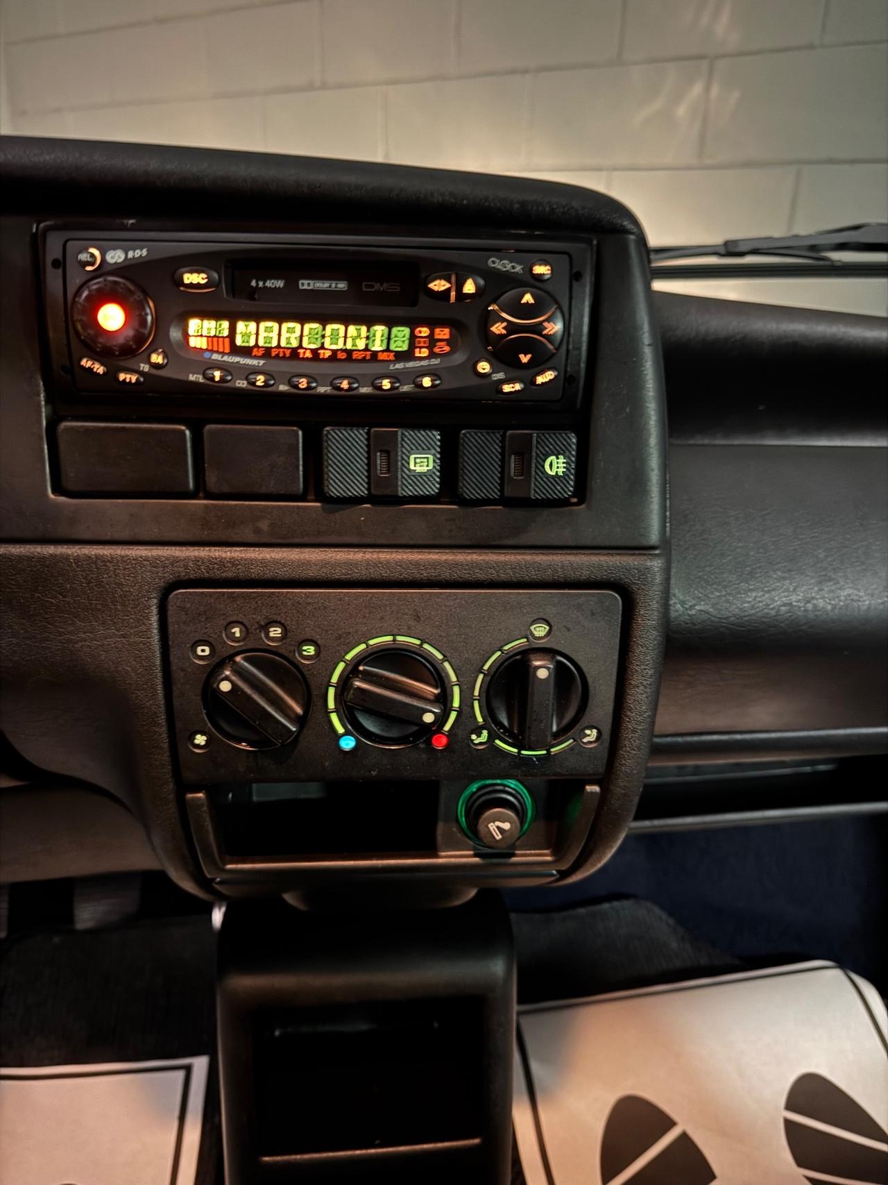 Volkswagen Polo ASI ORO E CRS