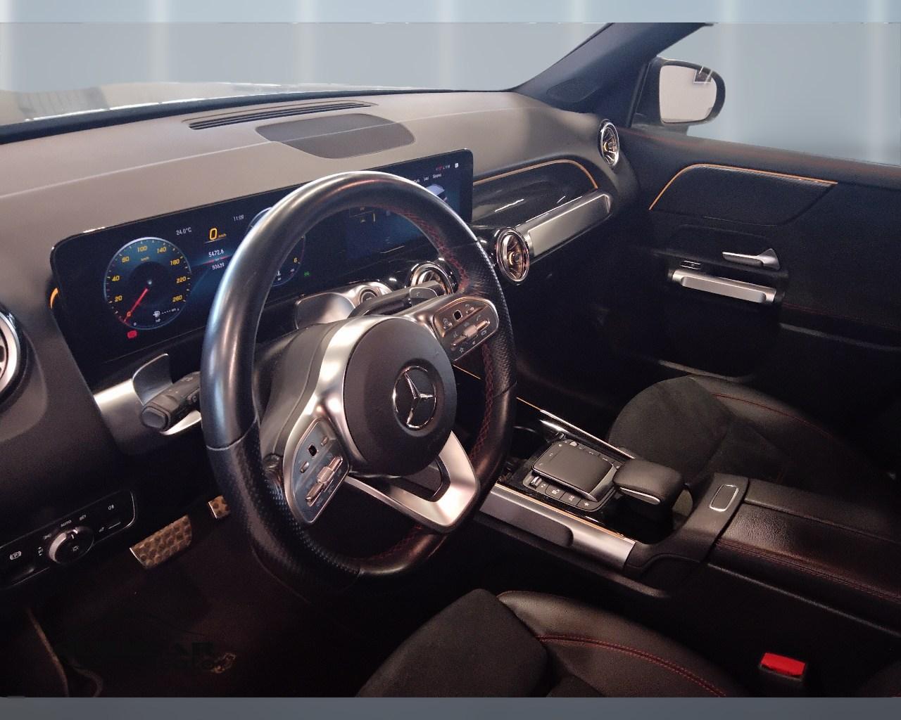 Mercedes-Benz GLB - X247 2019 - GLB 180 d Premium auto