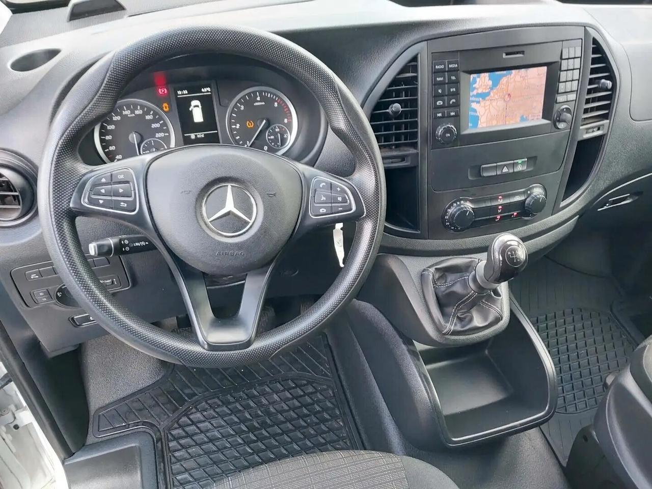 Mercedes Benz Vito Kasten 114 CDI _ Extralang