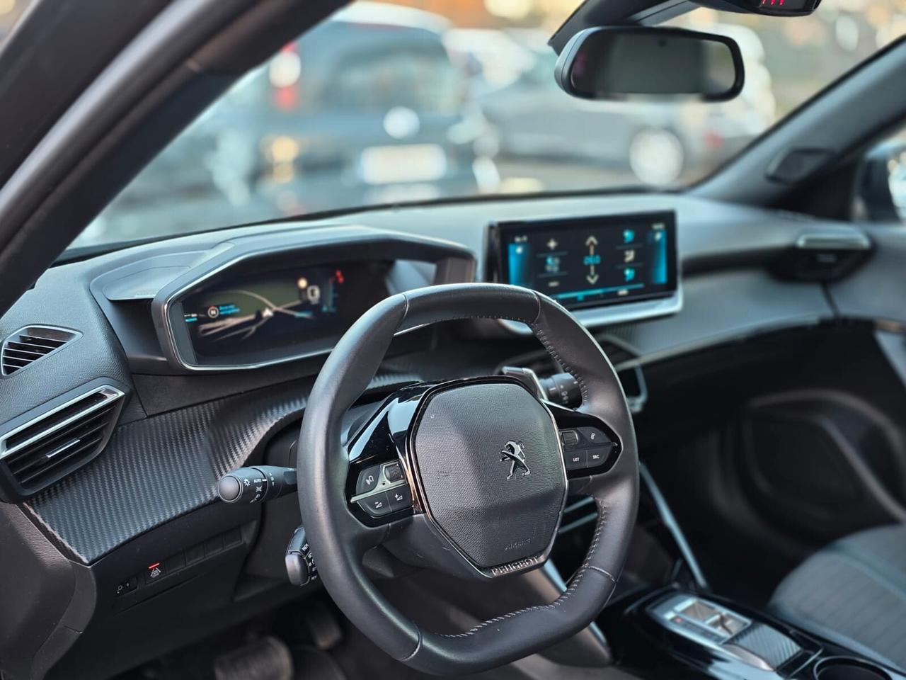 Peugeot 2008 PureTech 130 S&S EAT8 Allure