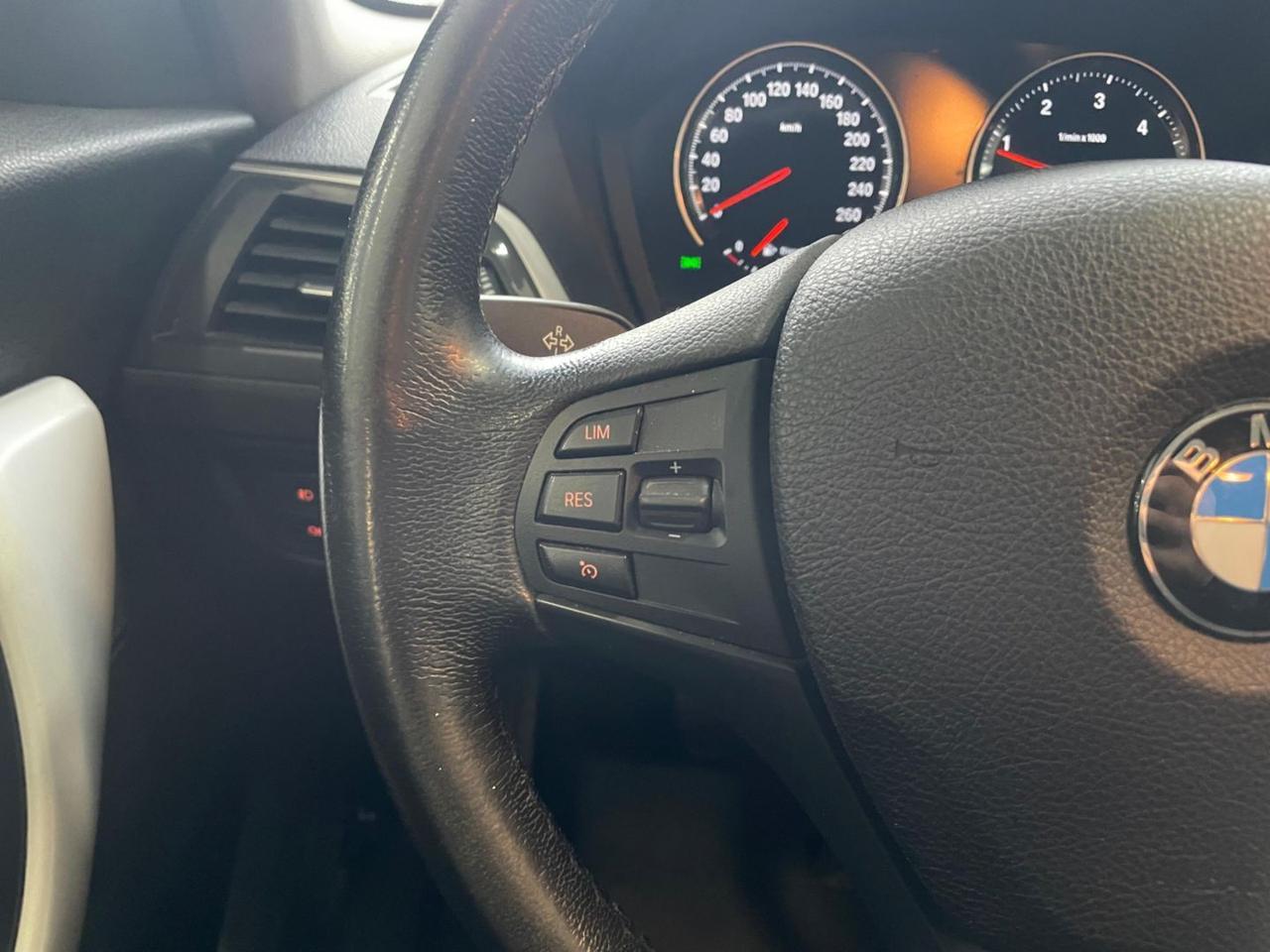 BMW Serie 1 Advantage F40