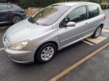 Peugeot 307 2.0 HDi 3p. XR