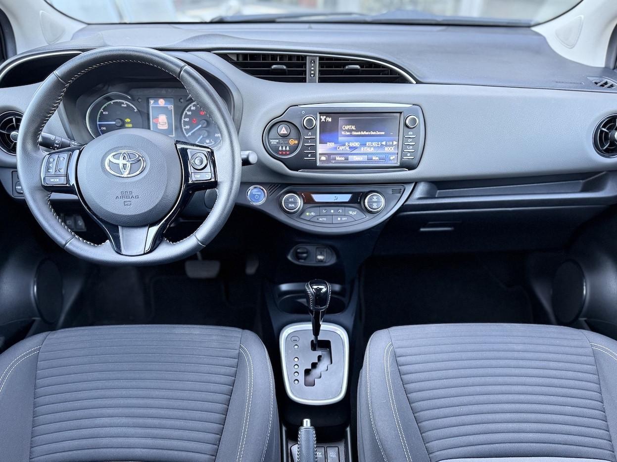Toyota Yaris 1.5 Hybrid 73CV E6 Neo. Automatica - 2017