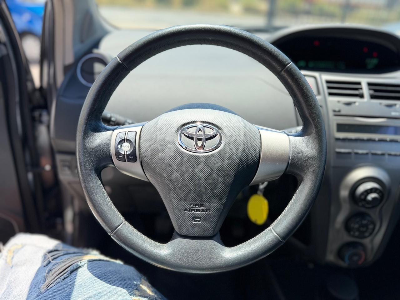 Toyota Yaris 1.3 5 porte Sol X NEOPATENTATI