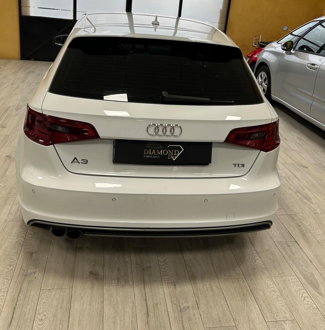 AUDI A3 2.0 Tdi S-LINE “AUT/F1/NAVI/LED/18”-2013