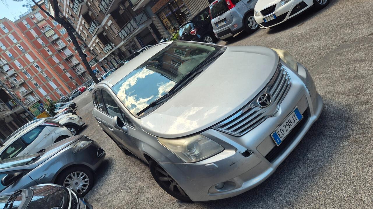 Toyota Avensis 2.2 D-4D Wagon Sol Plus