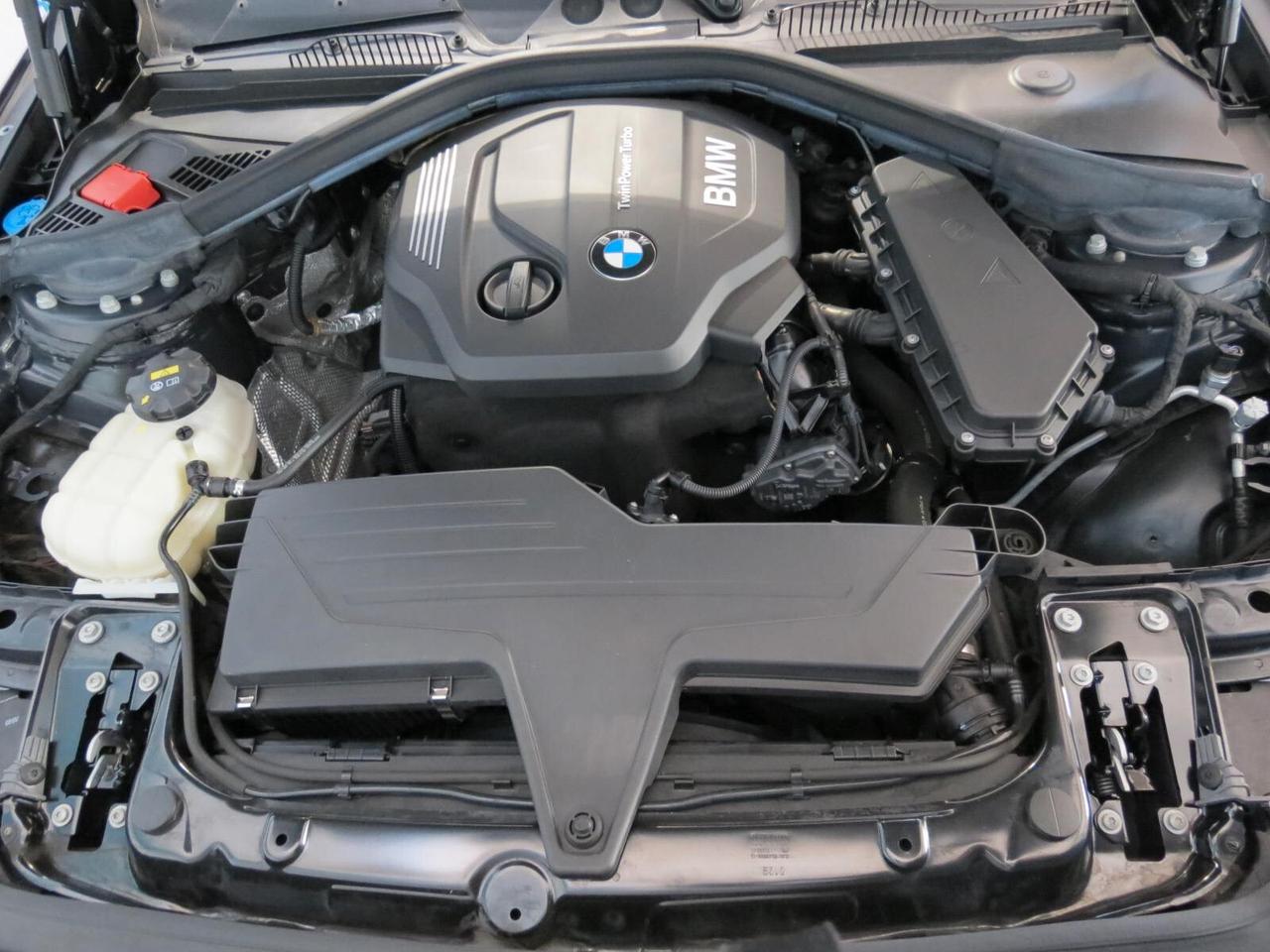 Bmw 116 d 5p. Urban Autom.