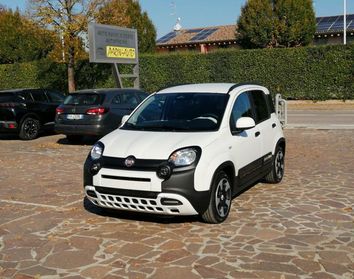 FIAT Panda 1.0 FireFly S&S Hybrid Pandina Cross
